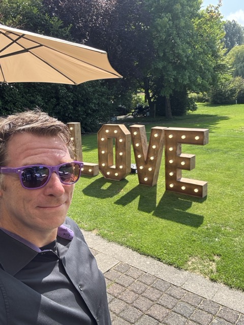 DJ TOBYN mit Love Letters im Röttgenhof – ein Abend in Stimmung