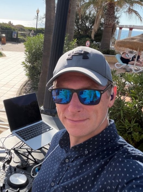 Tobias alias DJ TOBYN aus Duisburg